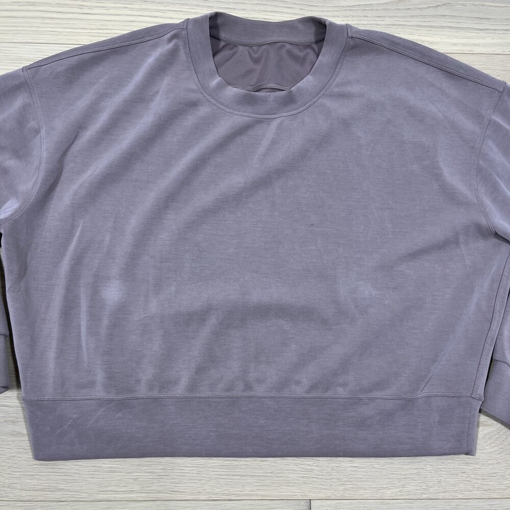 Womens Lululemon Peloton Softstreme Perfectly Oversize Crop Sweatshirt - Picture 2 of 16